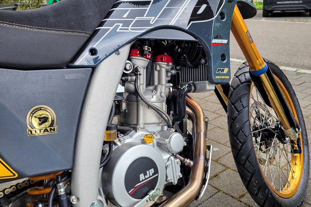 AJP PR7 Tappo di riempimento olio Titan - ambro - racing