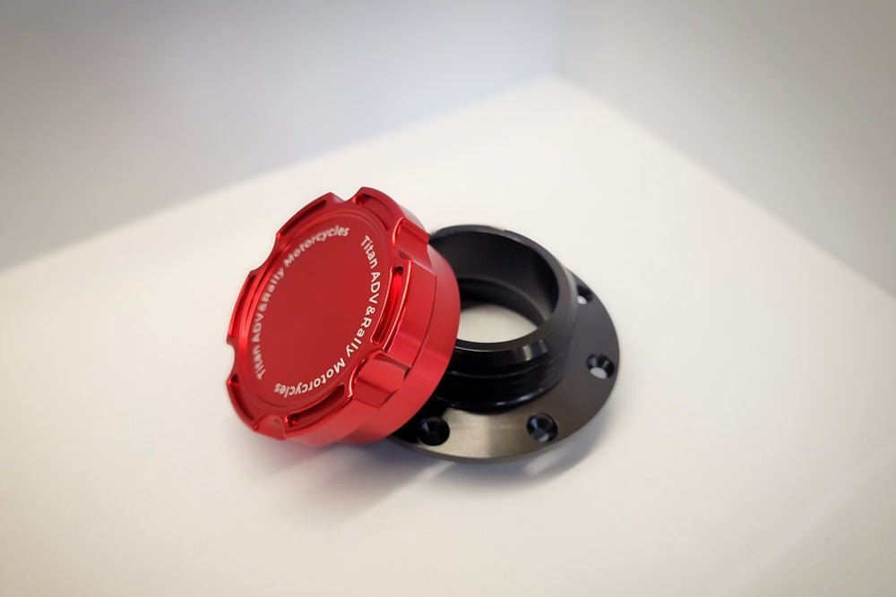 Set tappo serbatoio a collo alto AJP PR7 - TITAN - ambro - racing